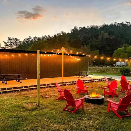 Hiker'S Haven Motel ทาวน์เซนด์ ภายนอก รูปภาพ